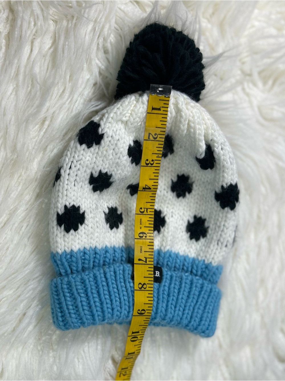 L.A.M.B. x Burton Collab Beanie🩵🤍🖤 - Picture 7 of 8